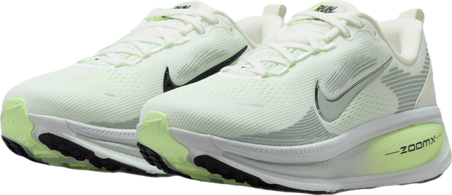 Nike Vomero 18 รองเท้าวิ่งโร้ดรันนิ่งผู้หญิง (หน้ากว้างพิเศษ)