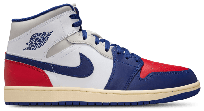 Jordan AJ Mid Foot Locker