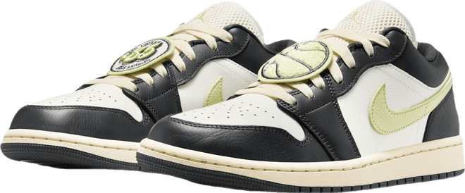 Air Jordan 1 Low SE Women's Shoes