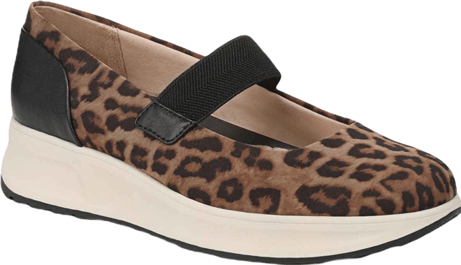 Women's Reflection Round Toe Mary Jane Sneakers