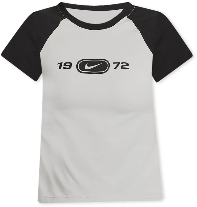 Nike Sportswear Chill Knit Women's Slim Graphic T-Shirt