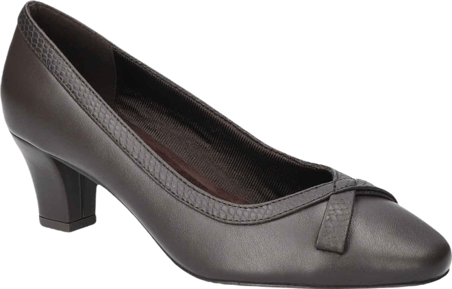 Women's Kata Round-Toe Slip-On Pumps