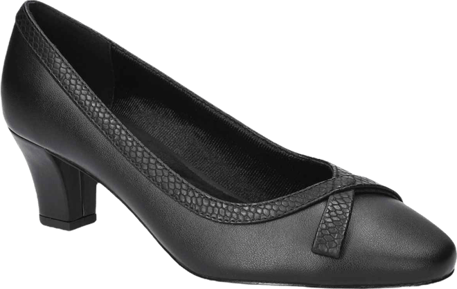 Women's Kata Round-Toe Slip-On Pumps