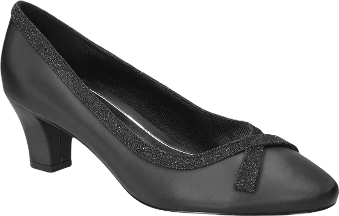 Women's Kata Round-Toe Slip-On Pumps