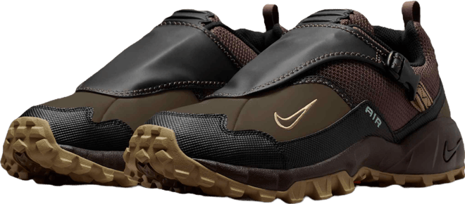 ナイキ ACG ファサード メンズシューズ