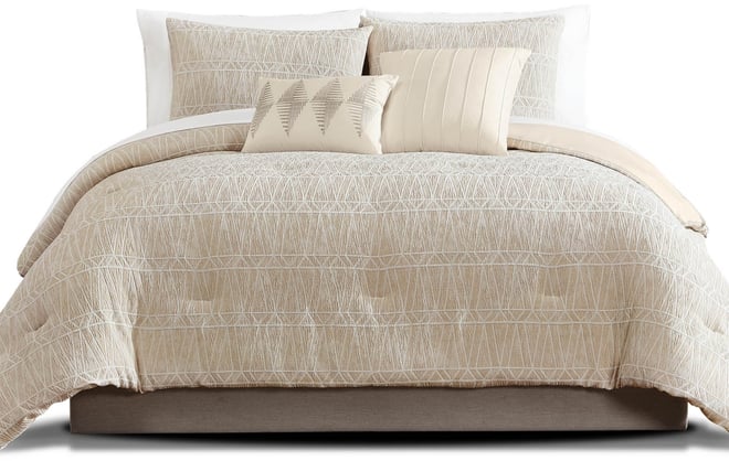 Hallmart Collectibles Wells Geometric 9-Pc. Comforter Set, California King