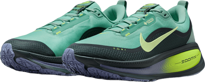 ナイキ ボメロ 18 GORE-TEX メンズ 防水 ロード ランニングシューズ リフレクティブ(再帰反射) アクセント付き