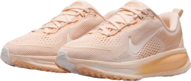 Nike Vomero 18 Older Kids' Road Running Shoes