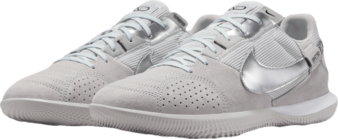 Nike Streetgato Low-Top Soccer Shoes