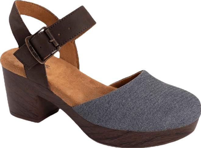 Women's Merritt Closed Toe Quarter Strap Shoe