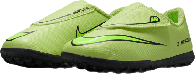 Nike Jr. Mercurial Vapor 16 Club Younger Kids' Turf Low-Top Football Shoes
