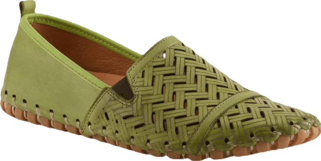 Kapri Flexible Leather Loafer with Cutout Detail and Removable Arch Support Insole