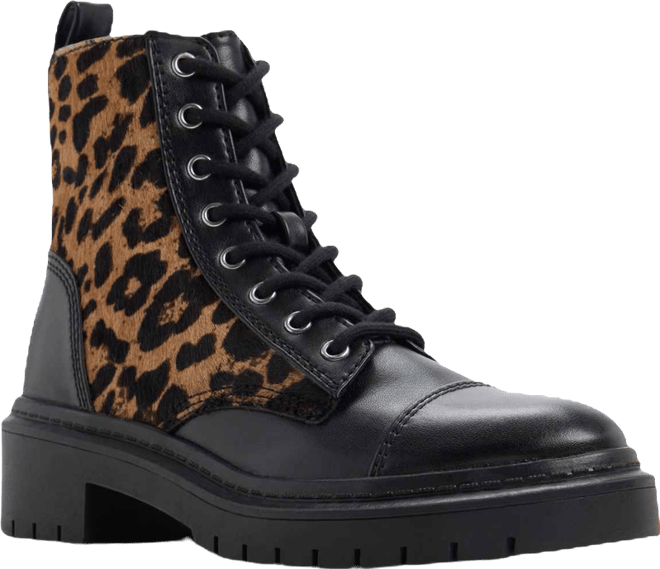 Women's Goer-In Round Toe Combat Boots