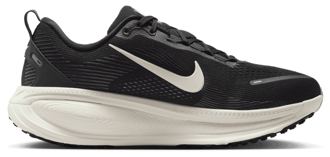 靴 NIKE vomero18 Amazon.com | Men's Vomero 18 (103 - Summit White/Dusty Cactus