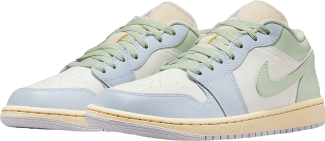 Air Jordan 1 Low Women's Shoes