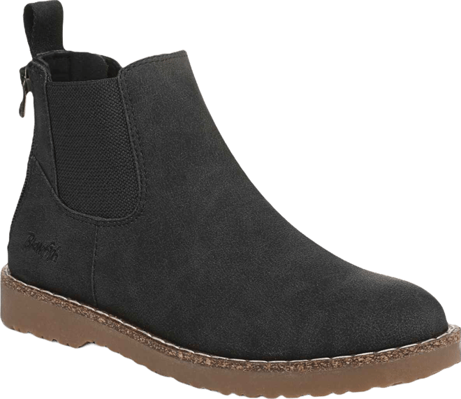Women's Chillin Chelsea Short Boots