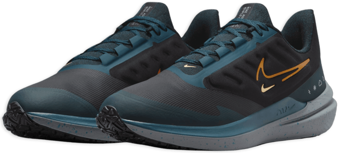 Nike Winflo 9 Shield Tenis de correr en carretera acondicionados para los distintos estados del tiempo para hombre