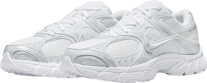 ナイキ V5 RNR メンズシューズ