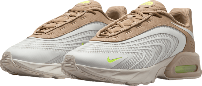 ナイキ エア マックス ファイヤー メンズシューズ