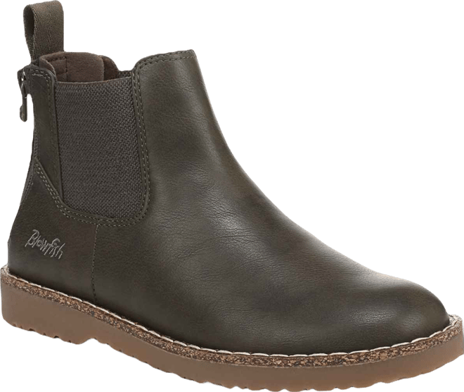 Women's Chillin Chelsea Short Boots