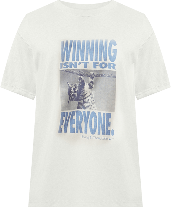 Nike Sportswear เสื้อยืดทรงหลวมผู้หญิง