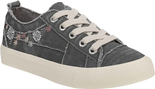 Women's Very Sadie Lace-Up Sneakers