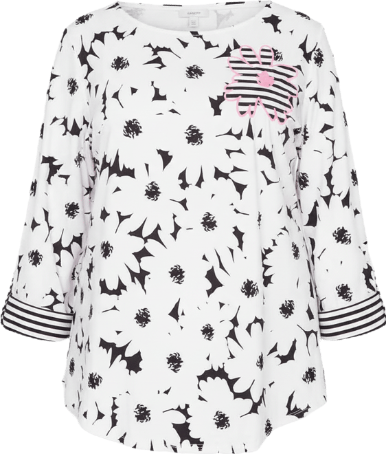 Plus Size Embroidered Daisy Graphic Top