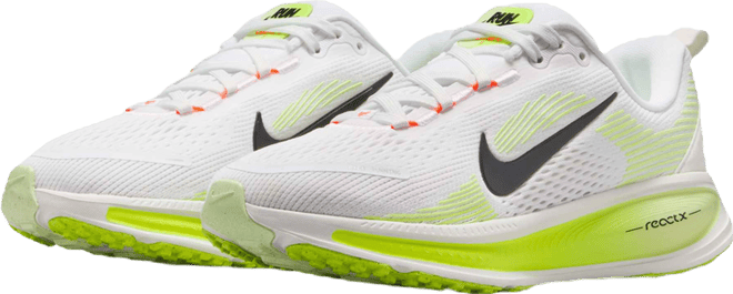 Nike Vomero 18 Older Kids' Road Running Shoes