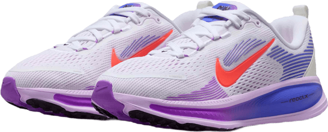 Nike Vomero 18 Older Kids' Road Running Shoes