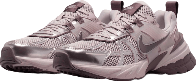 Nike V2K Run Tenis para mujer con detalles reflectantes
