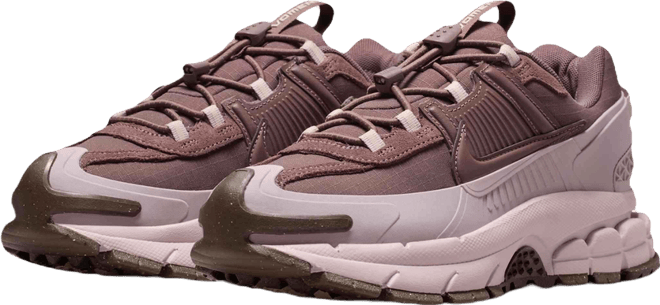 Nike Zoom Vomero Roam Tenis acondicionados para el invierno para mujer