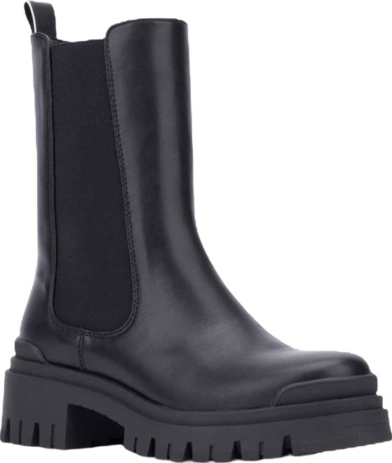 Women's Lola- Lug Sole Chelsea Boots