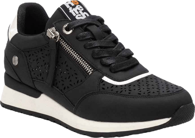 Refresh Collection Women's Casual Sneakers By 