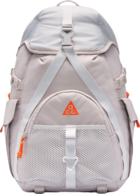 ナイキ ACG "DAYMAX" バックパック (25L)