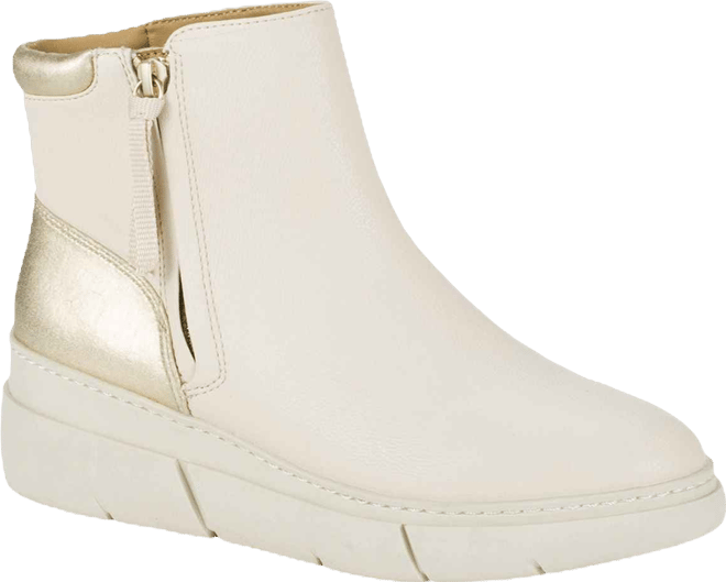 Women's Lakelyn Wedge Bootie