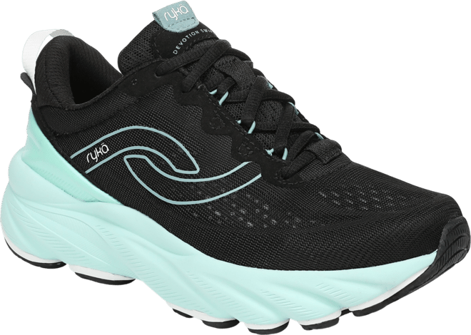 Women's Devotion Swift Round Toe Sneakers