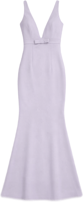 Women's Crepe Sleeveless V Neck Sheath Gown With Bow