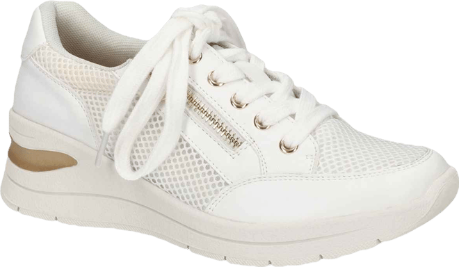 Women's Barrie Round Toe Sneakers