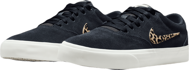 Nike Charge Suede SE Women's shoes