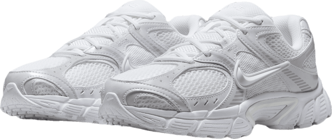 Nike V5 RNR Women's shoes with reflective accents