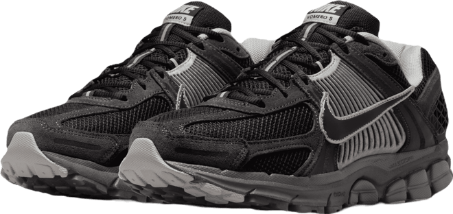 Nike Zoom Vomero 5 Men's Shoes