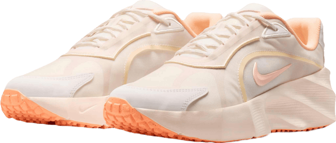 Nike Aura Edge Women's Shoes