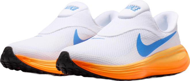 Nike Revolution 8 EasyOn Tenis de correr en pavimento para hombre