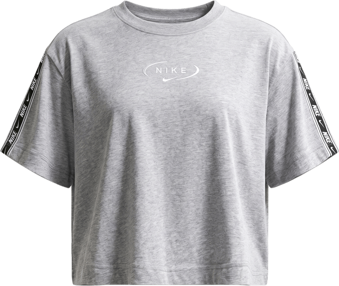 Nike Sportswear Classic Women's Loose Cropped T-Shirt