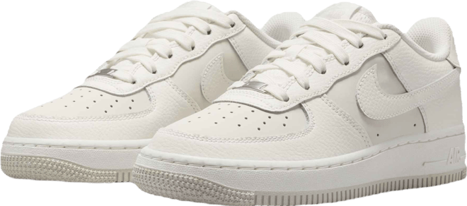 Nike Air Force 1 Older Kids' Shoes