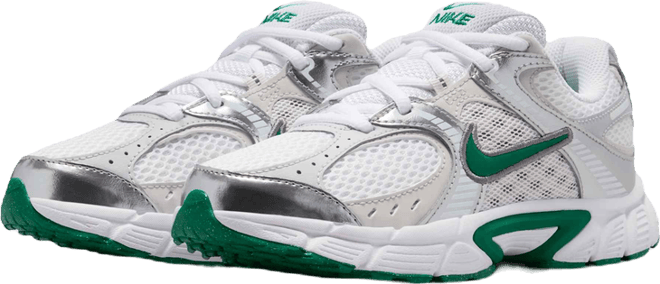 Nike V5 RNR Older Kids' Shoes