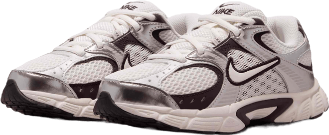 Nike V5 RNR Older Kids' Shoes