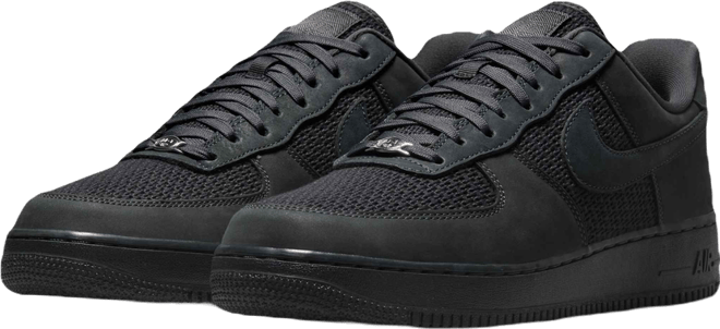 Nike エア フォース 1 ‘07 LV8 メンズシューズ