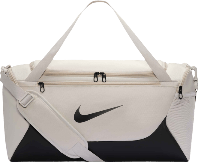 Nike Brasilia Maleta duffel de entrenamiento (pequeña, 40 L)