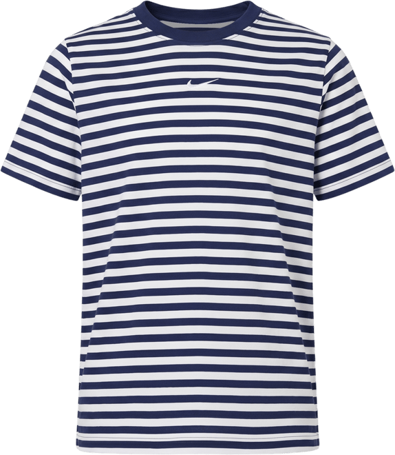 Nike Sportswear Older Kids' T-Shirt